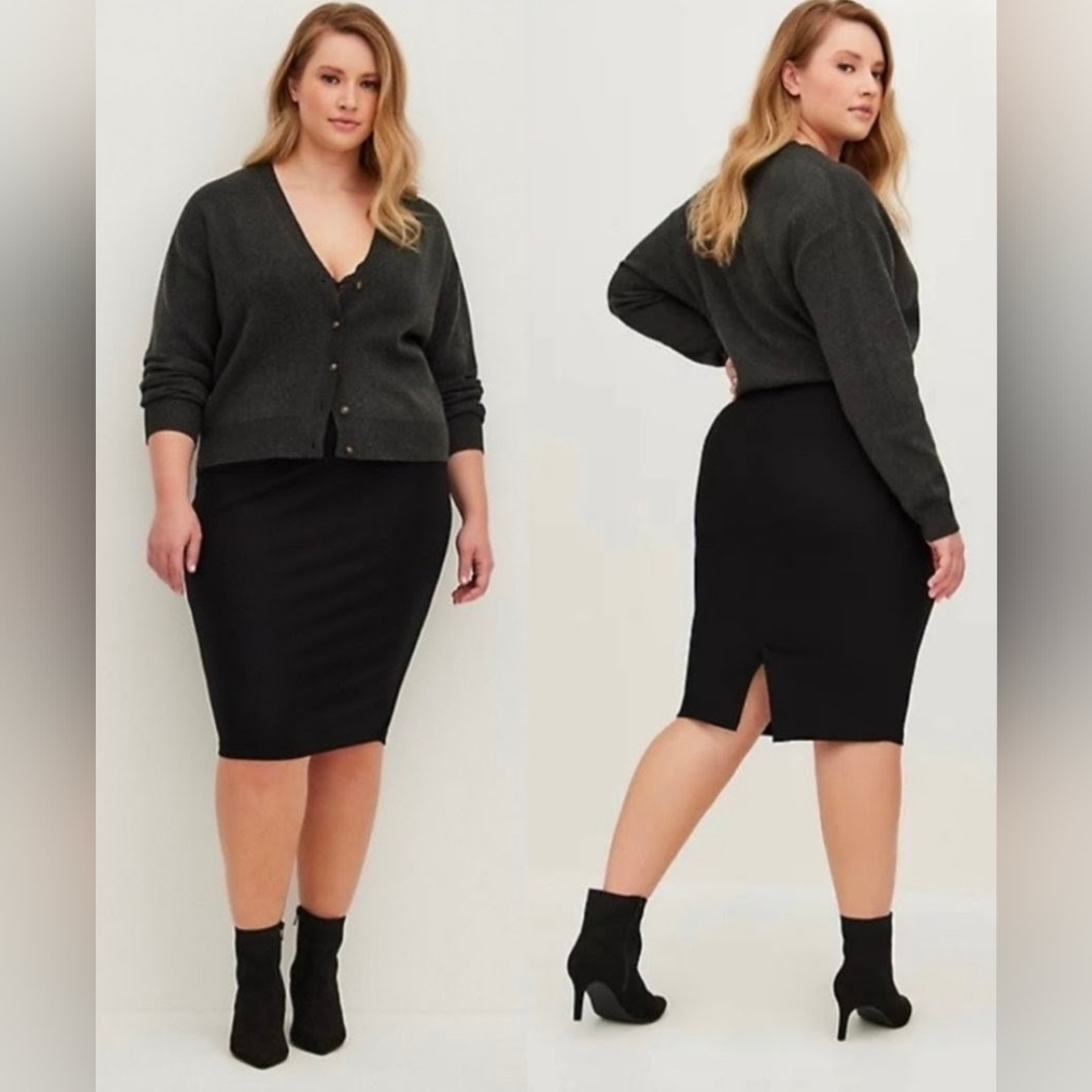 Torrid Women's Plus Size Black Ponte Pencil Skirt